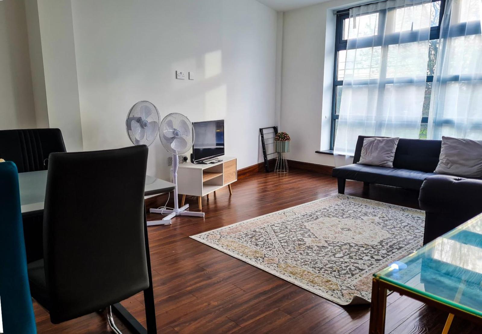 Bow Apartment