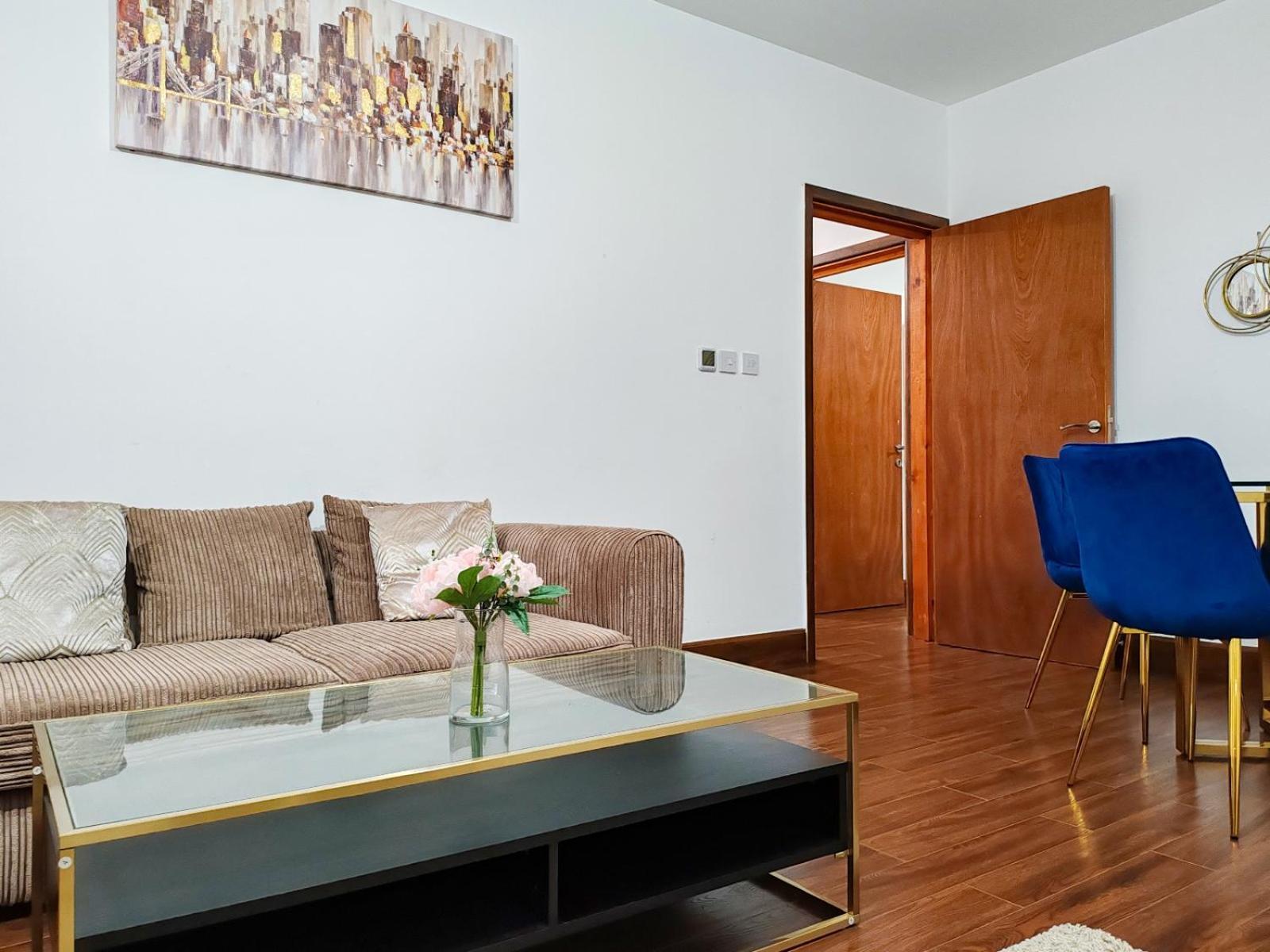 Bow Apartment